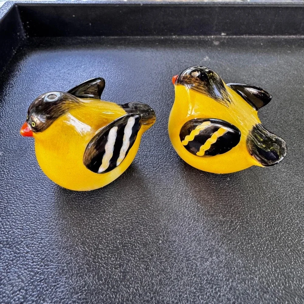 The Unbranded Brand charming pair